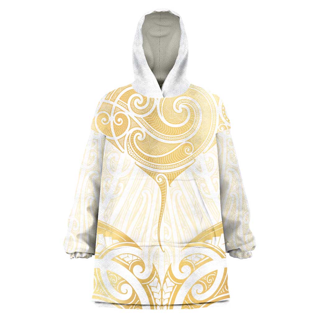 Gold White New Zealand Manta Ray Wearable Blanket Hoodie Aotearoa Maori Haehae - Aussie Hoodie