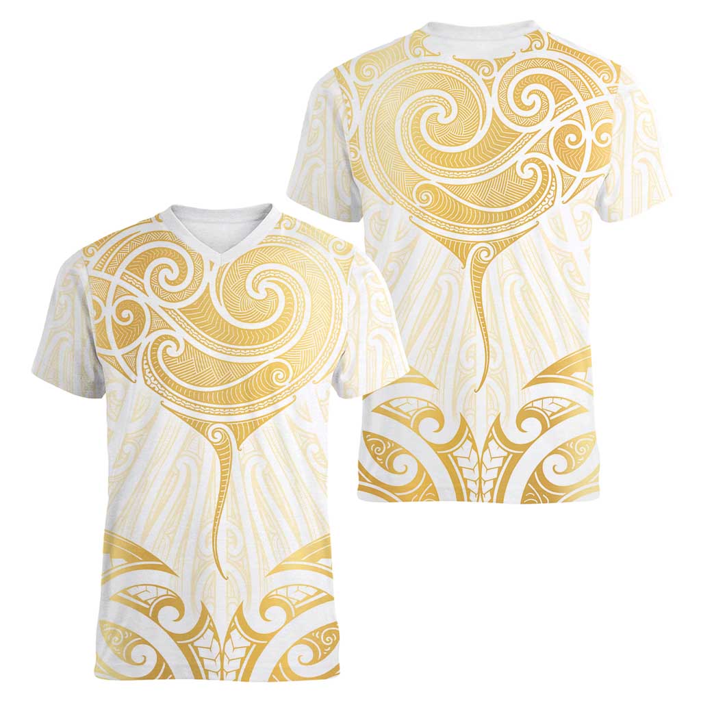Gold White New Zealand Manta Ray Women V-Neck T-Shirt Aotearoa Maori Haehae - Aussie Hoodie