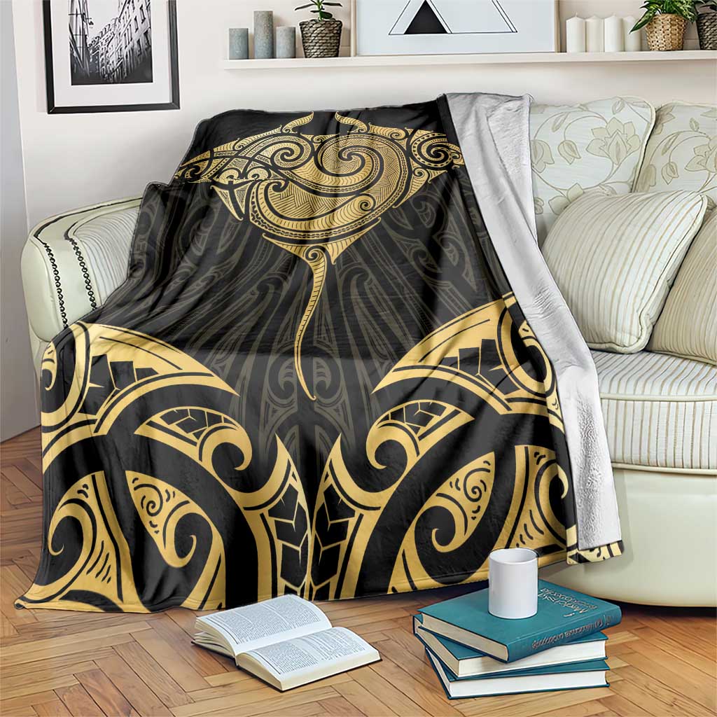 Gold Black New Zealand Manta Ray Blanket Aotearoa Maori Haehae - Aussie Hoodie