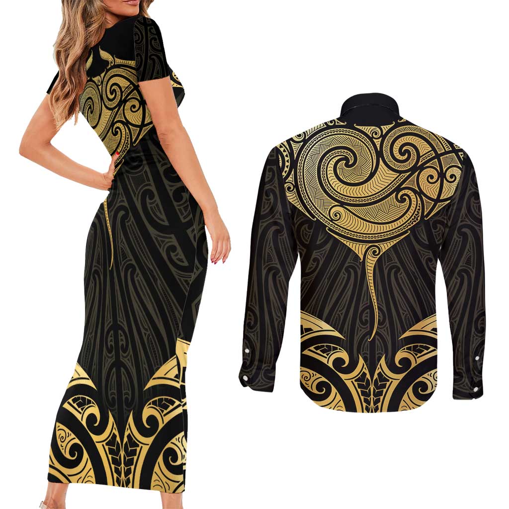 Gold Black New Zealand Manta Ray Couples Matching Short Sleeve Bodycon Dress and Long Sleeve Button Shirt Aotearoa Maori Haehae - Aussie Hoodie