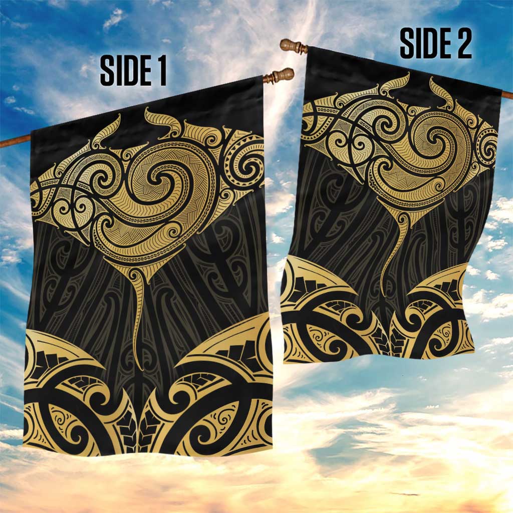 Gold Black New Zealand Manta Ray Garden Flag Aotearoa Maori Haehae - Aussie Hoodie