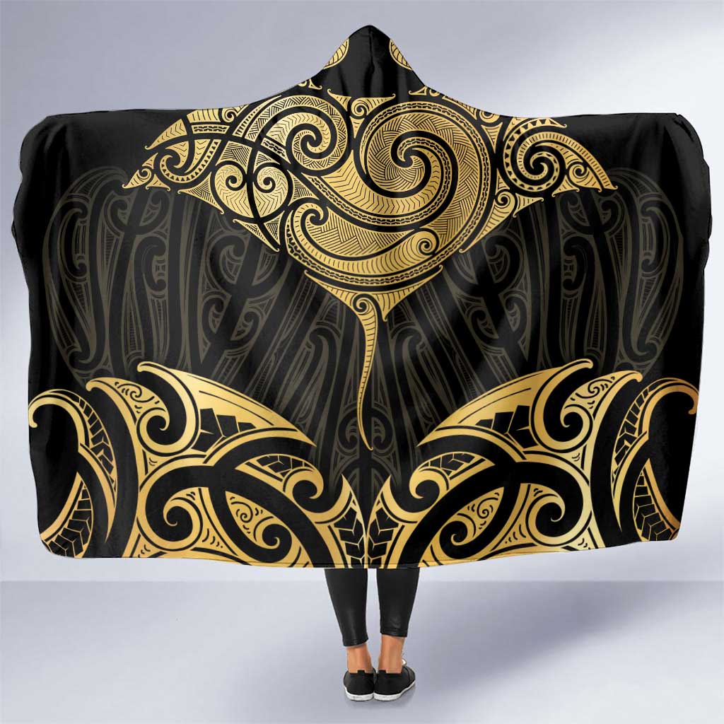 Gold Black New Zealand Manta Ray Hooded Blanket Aotearoa Maori Haehae - Aussie Hoodie