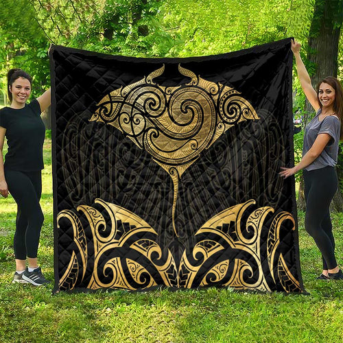 Gold Black New Zealand Manta Ray Quilt Aotearoa Maori Haehae - Aussie Hoodie