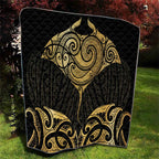 Gold Black New Zealand Manta Ray Quilt Aotearoa Maori Haehae - Aussie Hoodie