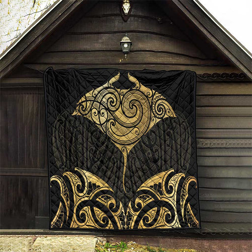 Gold Black New Zealand Manta Ray Quilt Aotearoa Maori Haehae - Aussie Hoodie