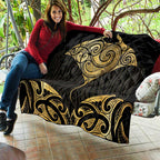 Gold Black New Zealand Manta Ray Quilt Aotearoa Maori Haehae - Aussie Hoodie