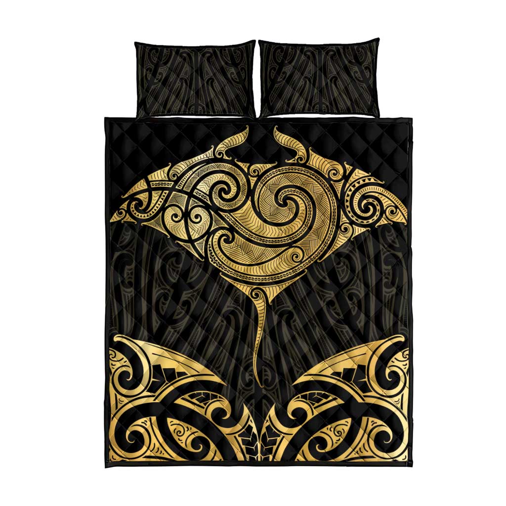 Gold Black New Zealand Manta Ray Quilt Bed Set Aotearoa Maori Haehae - Aussie Hoodie