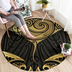 Gold Black New Zealand Manta Ray Round Carpet Aotearoa Maori Haehae - Aussie Hoodie