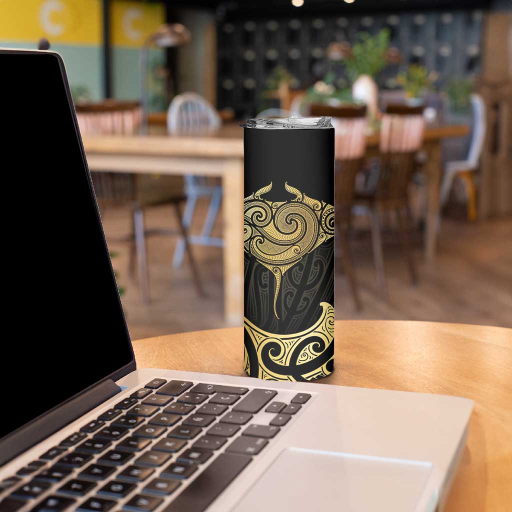 Gold Black New Zealand Manta Ray Skinny Tumbler Aotearoa Maori Haehae - Aussie Hoodie