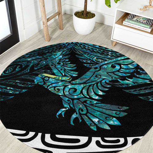 New Zealand Sulphur-crested Cockatoo Round Carpet Aotearoa Maori Mix Paua Shell