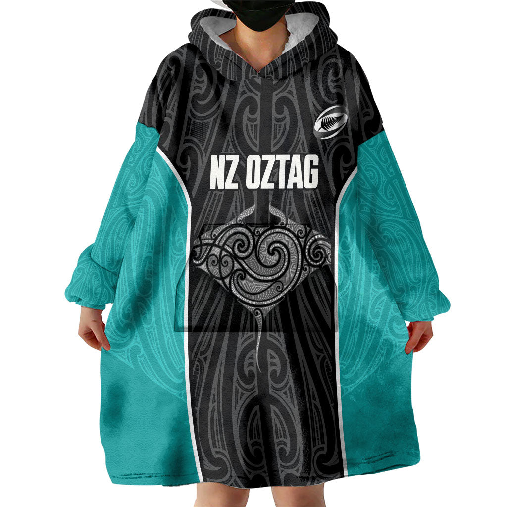 Custom New Zealand Stingray Oztag Wearable Blanket Hoodie Tag Rugby Maori Pattern Black Version