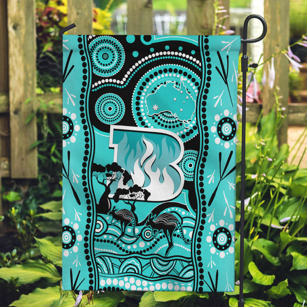 brisbane-heat-cricket-garden-flag-happy-australia-day-aboriginal-art