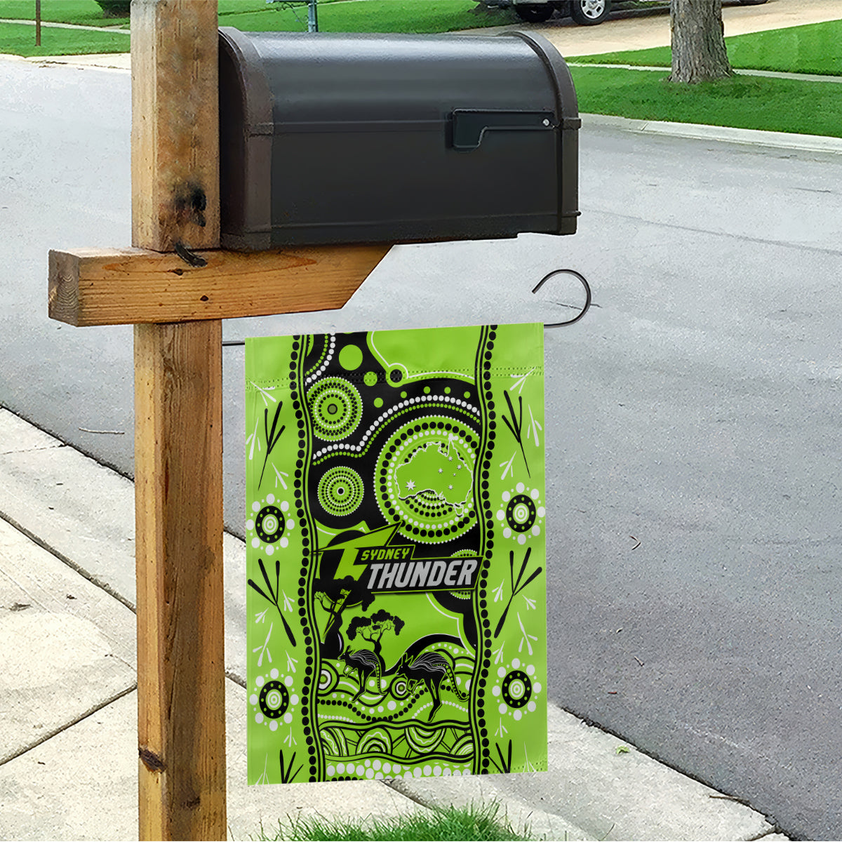 sydney-thunder-cricket-garden-flag-happy-australia-day-aboriginal-art