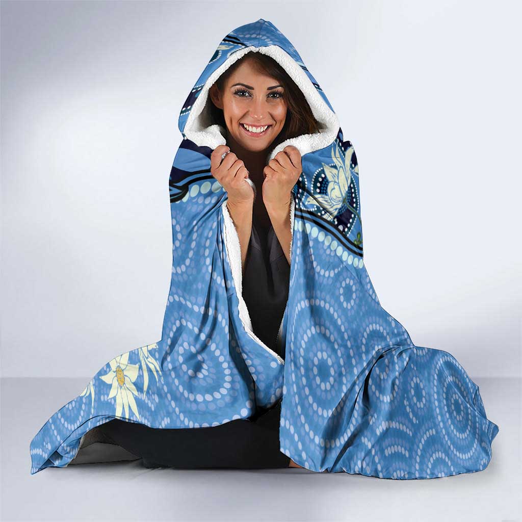 Australia Flannel Flower With Superb Fairy-wren Hooded Blanket Aboriginal Art
