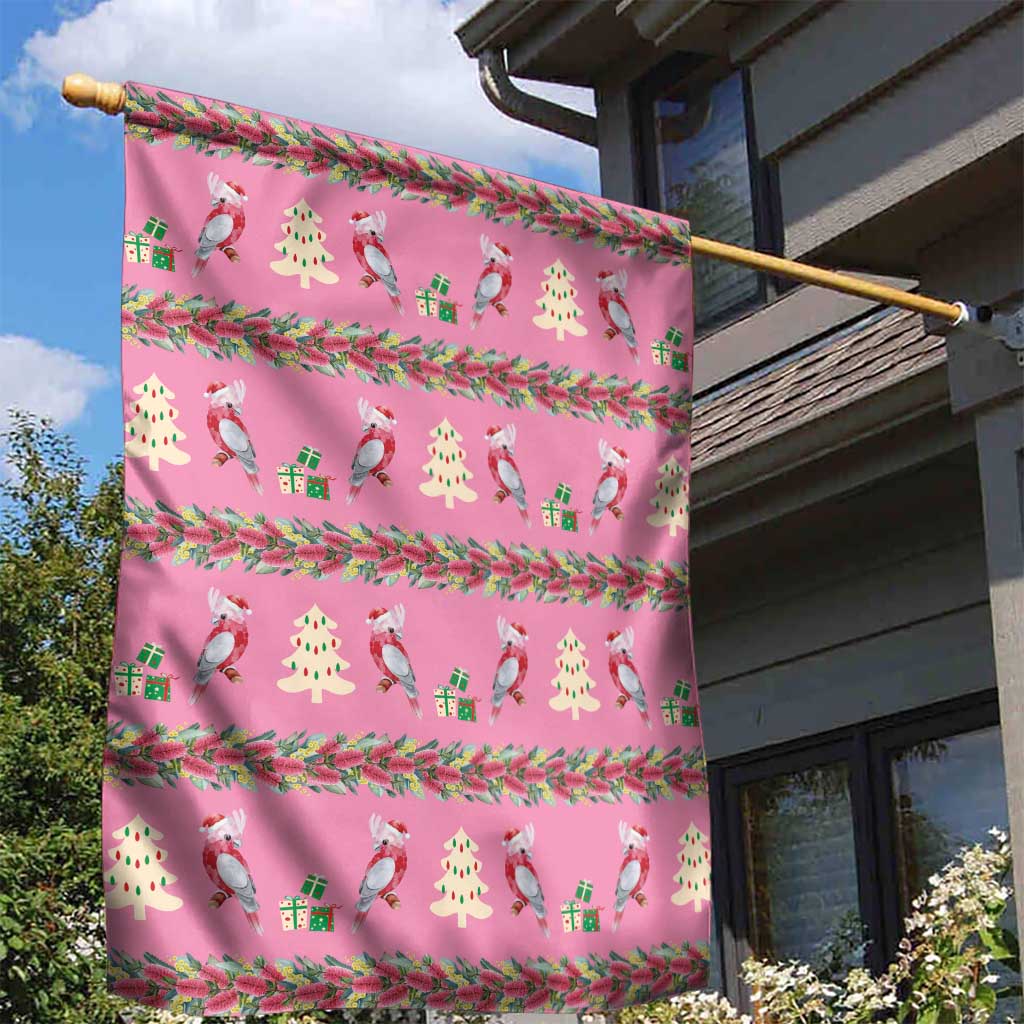 Australia Pink Galah Christmas Garden Flag Eolophus Roseicapilla Bottlebrush Seamless - Aussie Hoodie