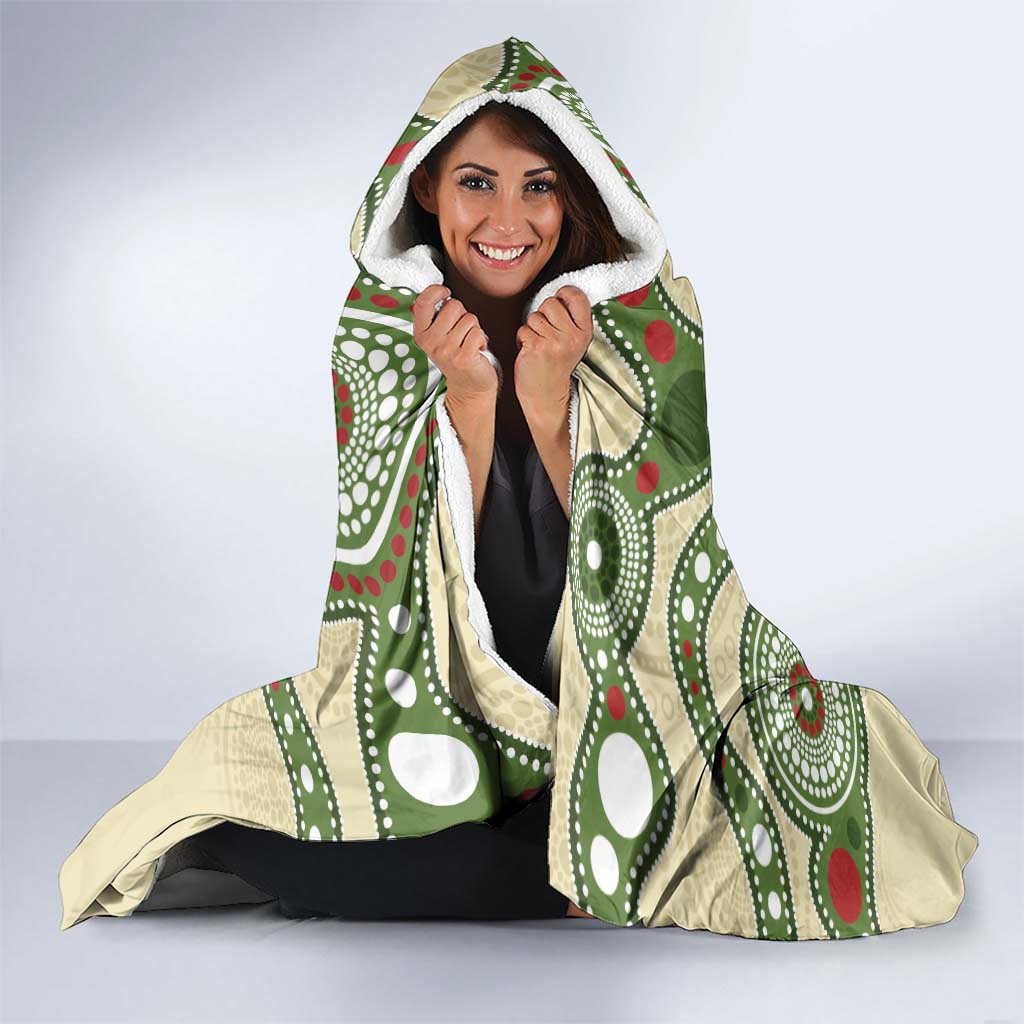 Australia Moluccan Eclectus Hooded Blanket Australian Native Flowers Indigenous Art - Aussie Hoodie