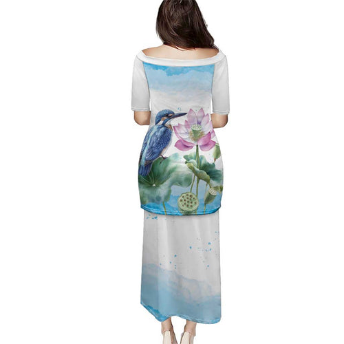 Australia Azure Kingfisher Family Matching Puletasi and Hawaiian Shirt Ceyx Azureus Sacred Lotus Watercolor - Aussie Hoodie