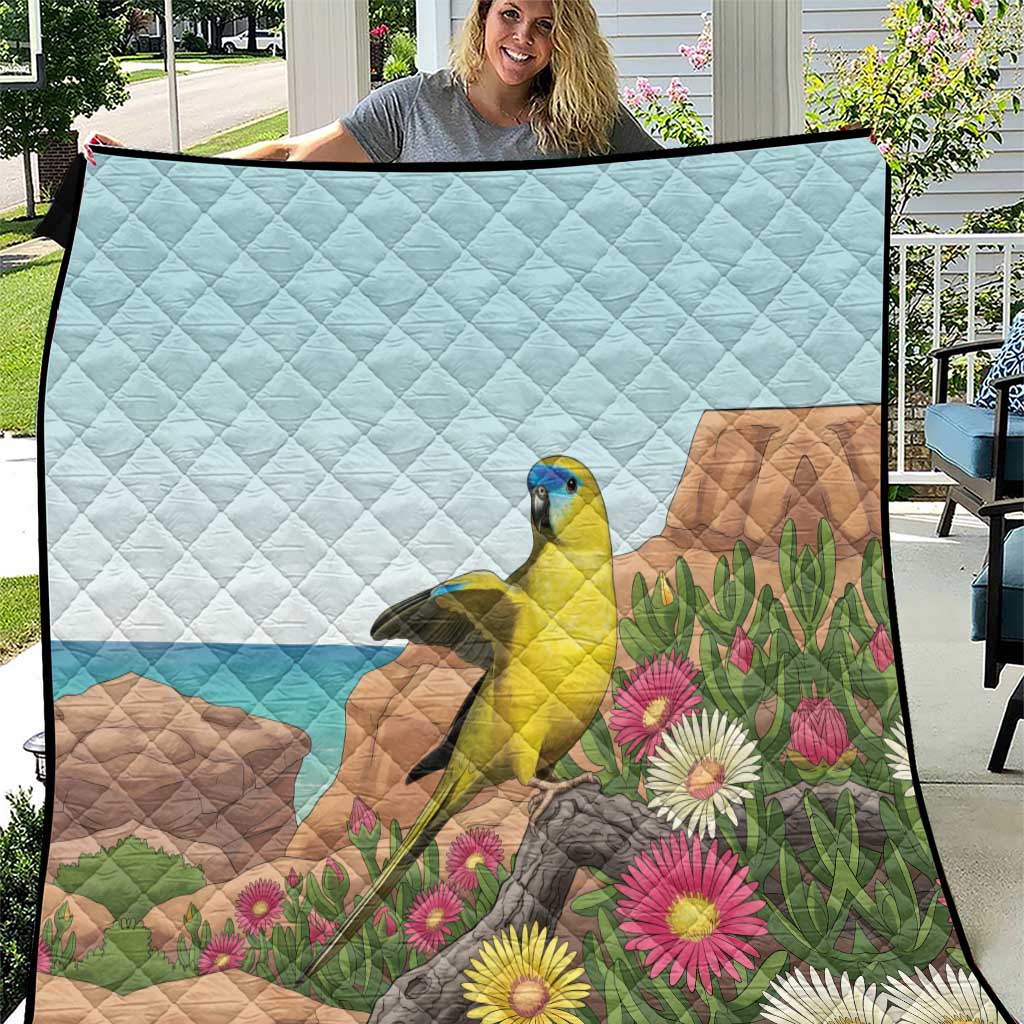 Australia Rock Parrot Quilt Pigface Carpobrotus Rocky Island Vibes - Aussie Hoodie