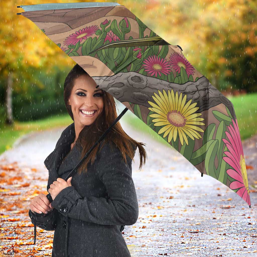 Australia Rock Parrot Umbrella Pigface Carpobrotus Rocky Island Vibes - Aussie Hoodie