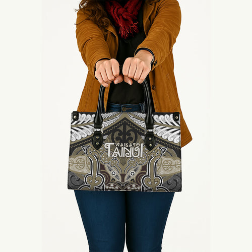 Aotearoa Iwi Waikato Tainui Leather Bag Maori Kowhaiwhai Pattern