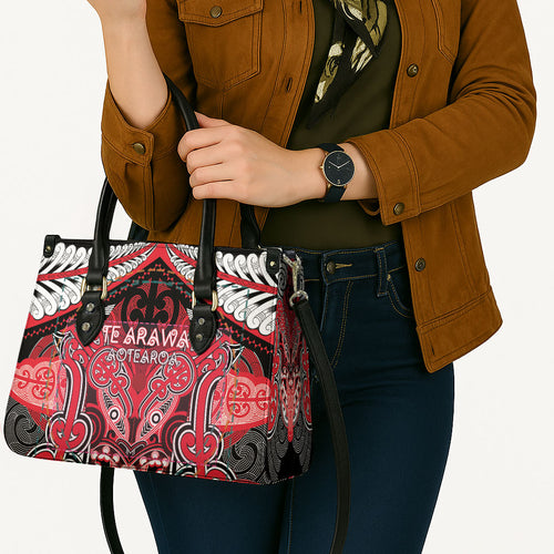 Aotearoa Iwi Te Arawa Leather Bag Maori Kowhaiwhai Pattern