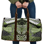 Aotearoa Iwi Whakatohea Travel Bag Maori Kowhaiwhai Pattern
