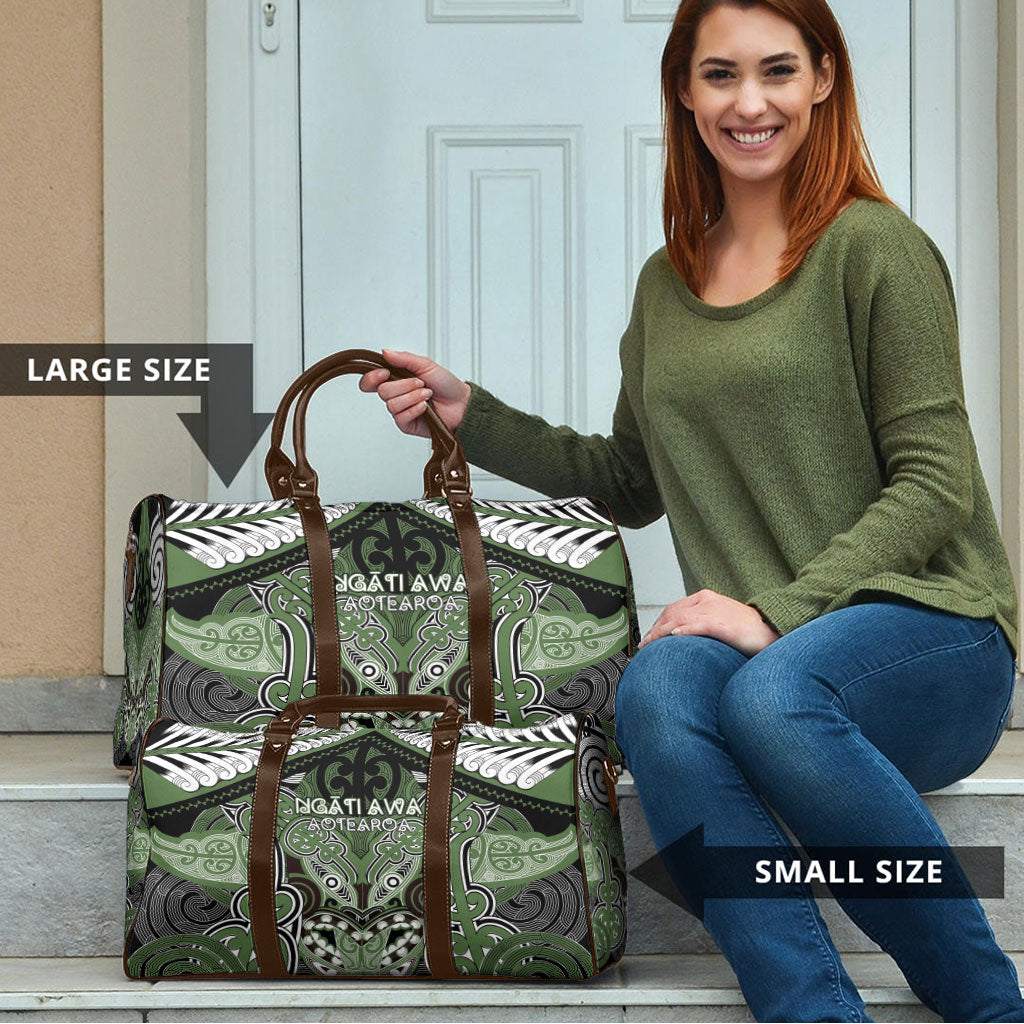 Aotearoa Iwi Ngati Awa Travel Bag Maori Kowhaiwhai Pattern