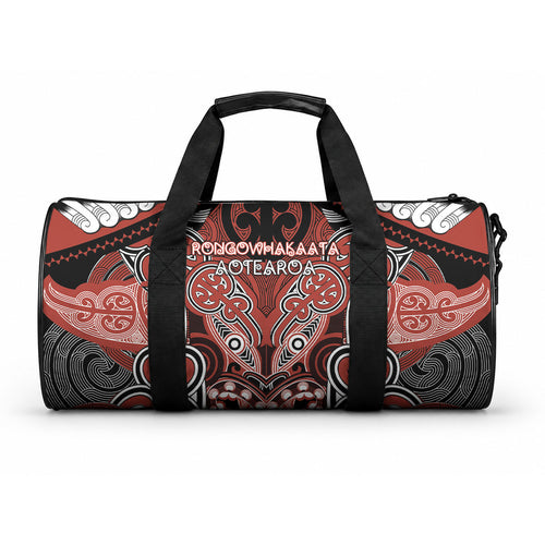 Aotearoa Iwi Rongowhakaata Duffle Bag Maori Kowhaiwhai Pattern