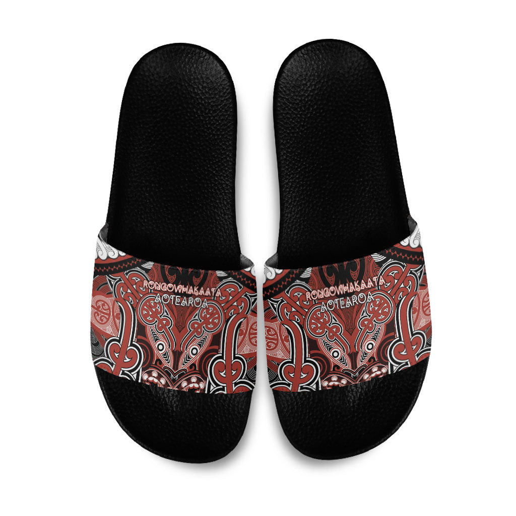 Aotearoa Iwi Rongowhakaata Slide Sandals Maori Kowhaiwhai Pattern