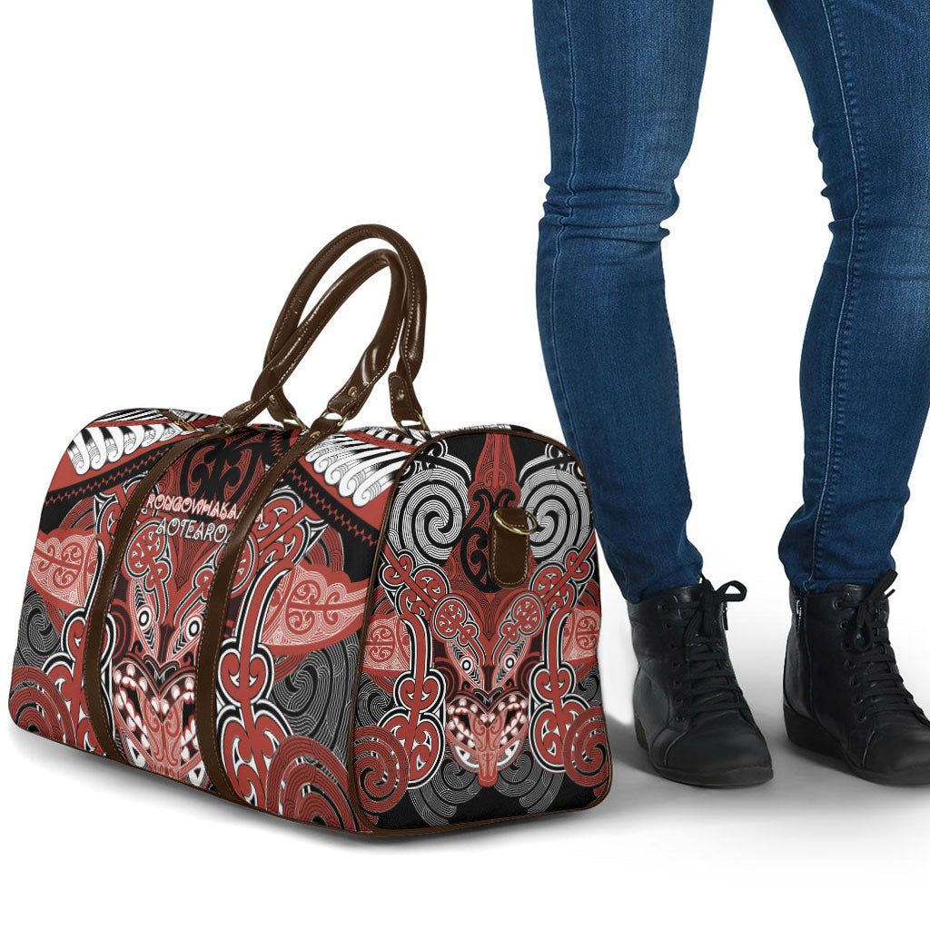 Aotearoa Iwi Rongowhakaata Travel Bag Maori Kowhaiwhai Pattern
