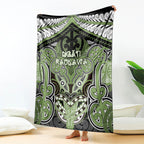 Aotearoa Iwi Ngati Raukawa Blanket Maori Kowhaiwhai Pattern
