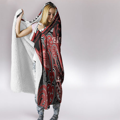 Aotearoa Iwi Te Ati Awa Hooded Blanket Maori Kowhaiwhai Pattern