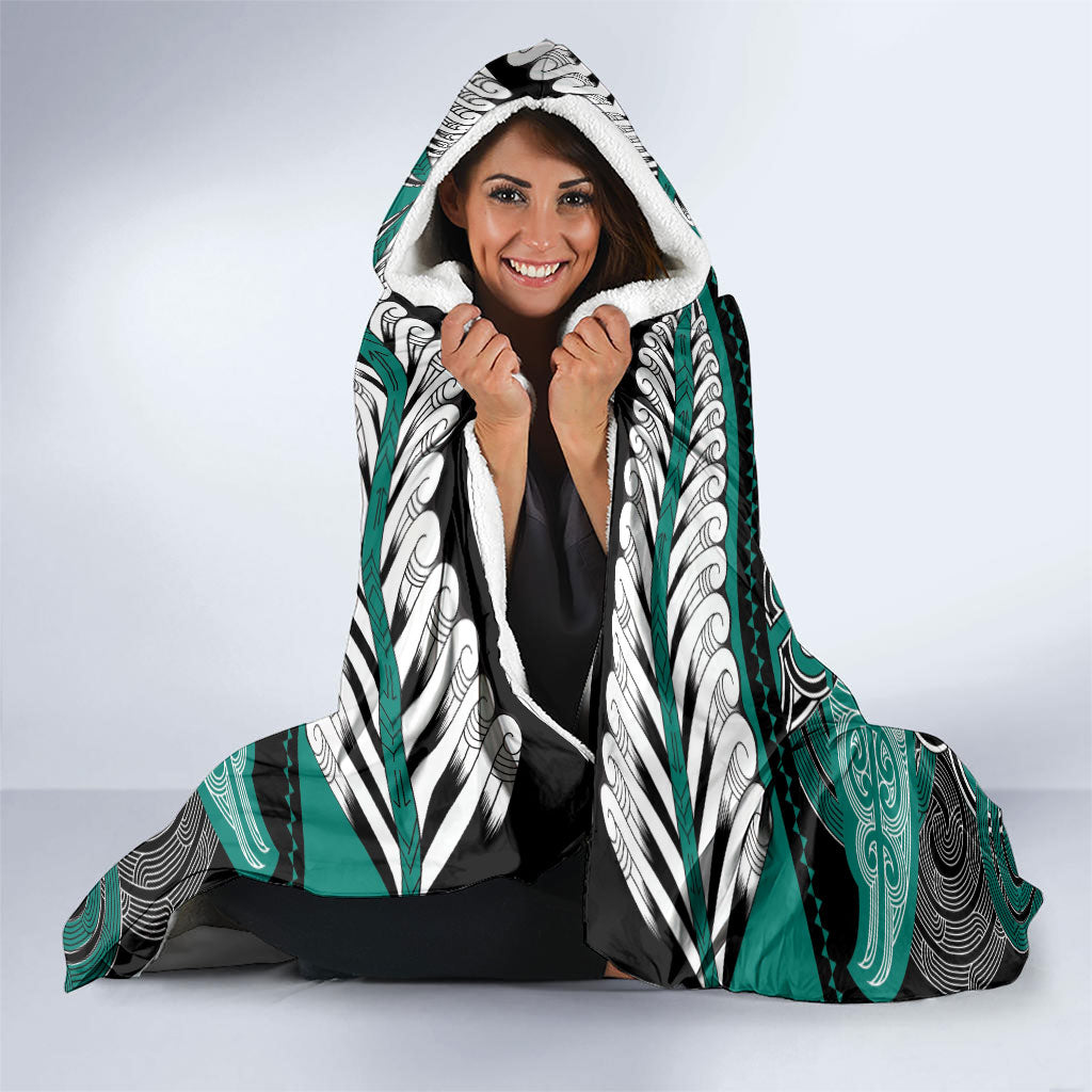 Aotearoa Iwi Ngati Maru Hooded Blanket Maori Kowhaiwhai Pattern
