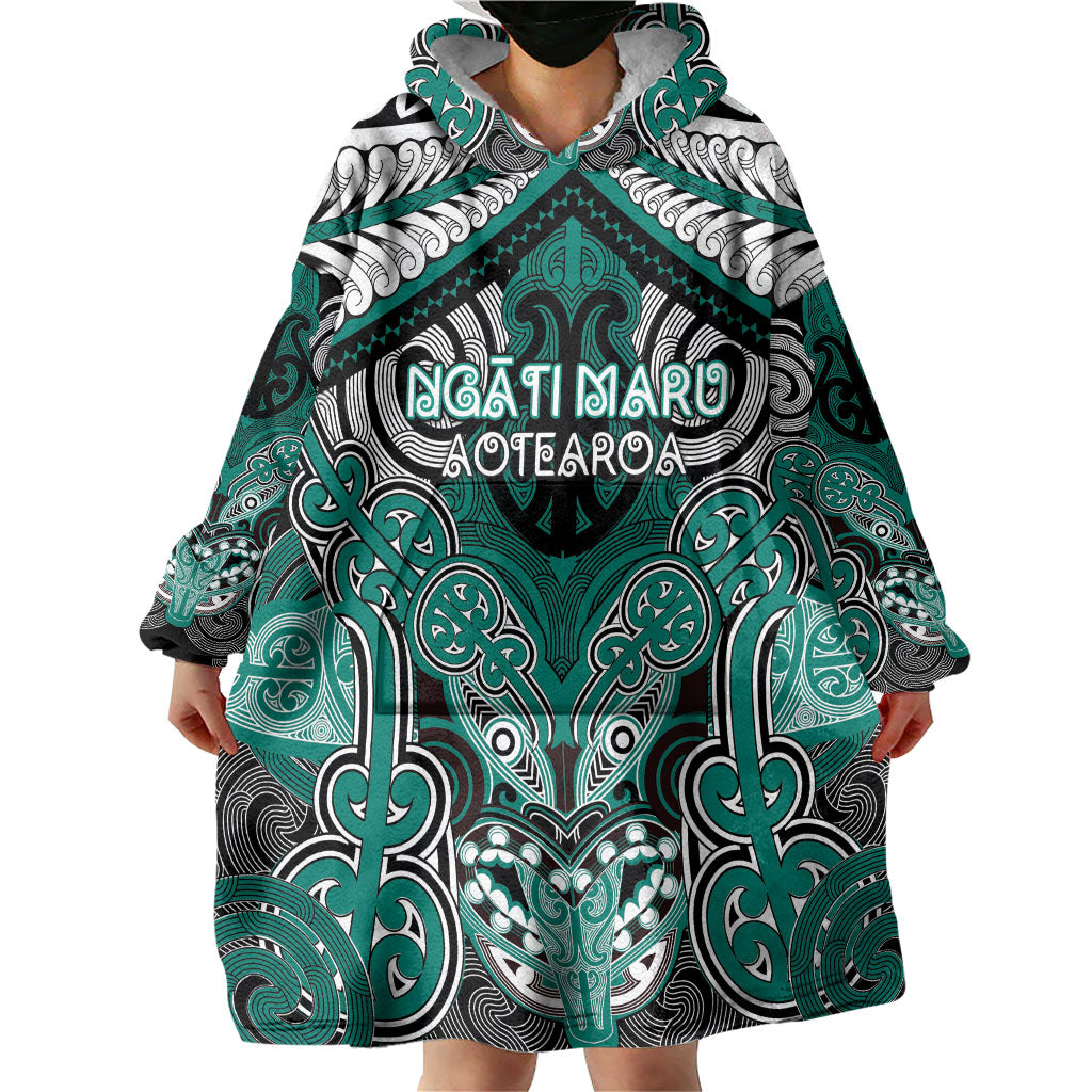 Aotearoa Iwi Ngati Maru Personalised Wearable Blanket Hoodie Maori Kowhaiwhai Pattern