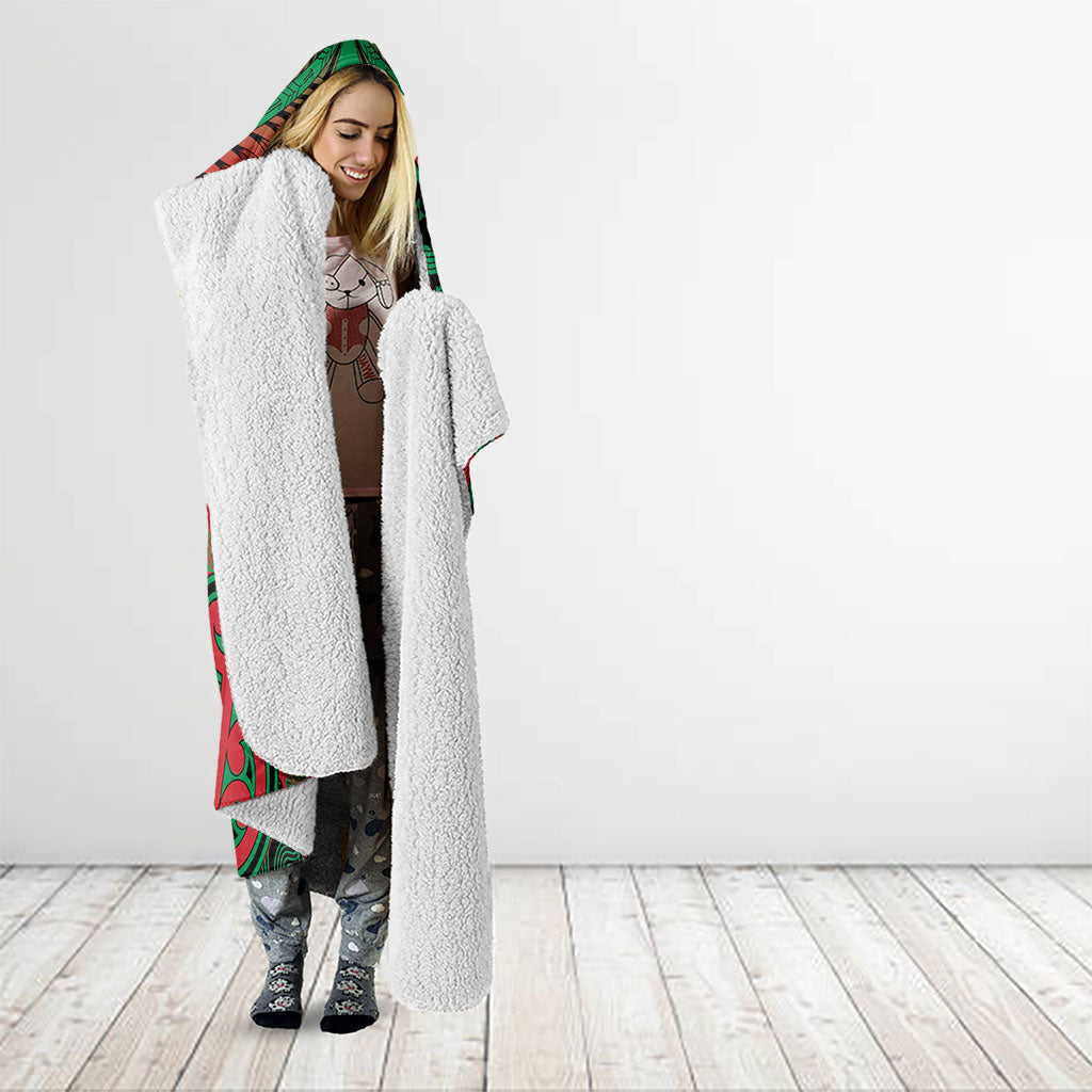 Aotearoa Iwi Ngati Hine Hooded Blanket Maori Kowhaiwhai Pattern