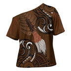 New Zealand Taiaha Cross Shoulder Shirt Maori Weapon Silver Fern Maori Pattern