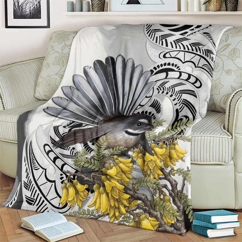 New Zealand Fantail Bird Blanket Maori Piwakawaka Kowhai Maori Pattern