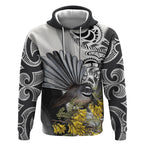 New Zealand Fantail Bird Hoodie Maori Piwakawaka Kowhai Maori Pattern