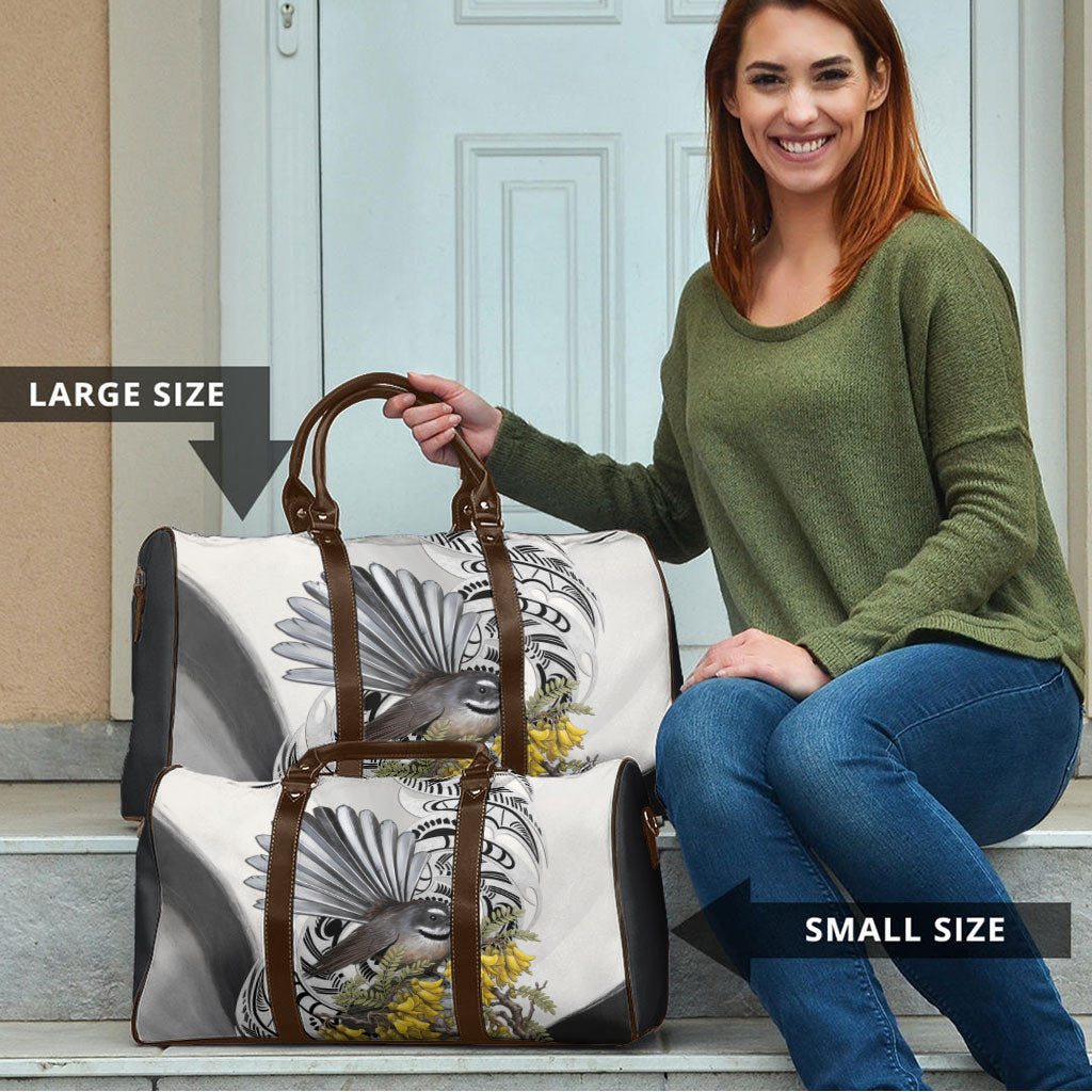 New Zealand Fantail Bird Travel Bag Maori Piwakawaka Kowhai Maori Pattern