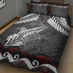 New Zealand Weka Personalised Quilt Bed Set Aotearoa Hen Silver Fern Maori Pattern
