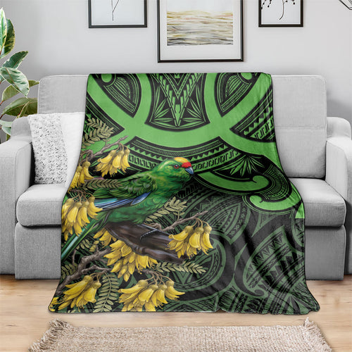 New Zealand Parakeet Bird Blanket Maori Kakariki Kowhai Maori Pattern