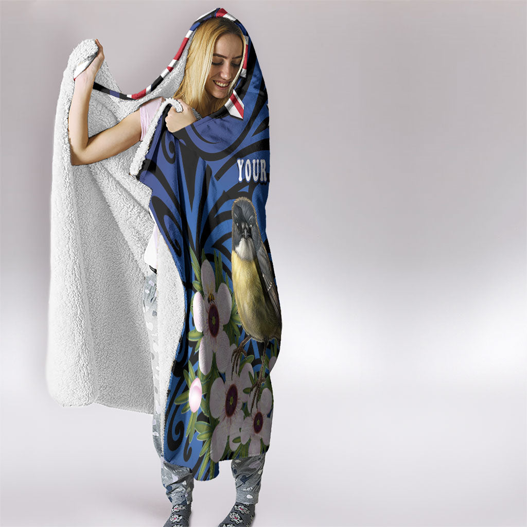Tomtit New Zealand Personalised Hooded Blanket Miromiro Manuka Flower Maori Pattern