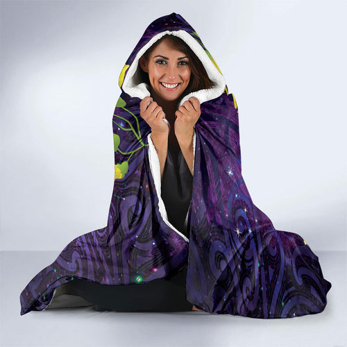 New Zealand Tui Bird Matariki Hooded Blanket Kowhai Flower Silver Fern Galaxy Maori Pattern