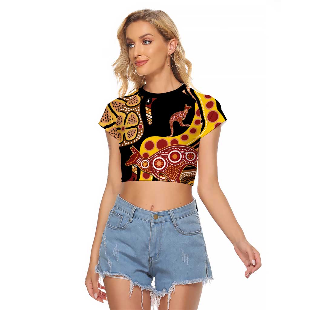 Kangaroo Australia Raglan Cropped T Shirt Aussie Aboriginal Dot Art