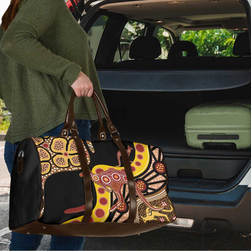 Kangaroo Australia Travel Bag Aussie Aboriginal Dot Art
