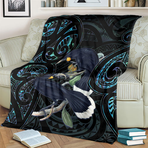 New Zealand Huia Bird Blanket Paua Shell Maori Pattern