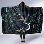 New Zealand Huia Bird Hooded Blanket Paua Shell Maori Pattern