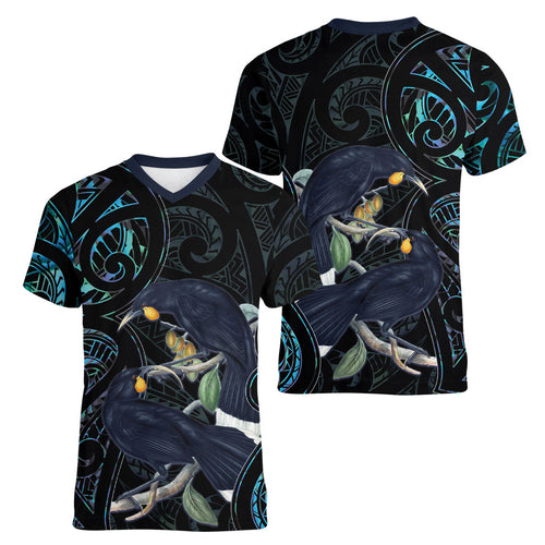 New Zealand Huia Bird Women V-Neck T-Shirt Paua Shell Maori Pattern