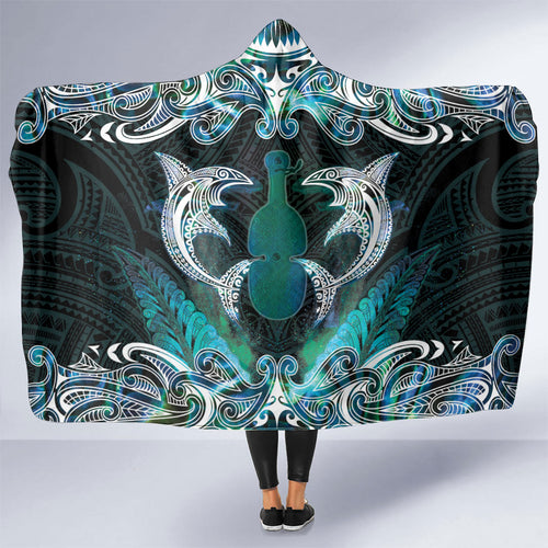 New Zealand Kotiate Weapon Hooded Blanket Aotearoa Mango Paua Shell Maori Pattern