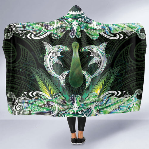 New Zealand Mere Pounamu Weapon Hooded Blanket Aotearoa Mango Paua Shell Maori Pattern